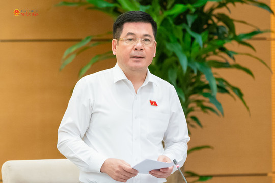 Làm rõ cơ sở điều chỉnh và kiểm soát tổng đầu tư dự án Vành đai 5 và đường sắt Lào Cai - Hải Phòng