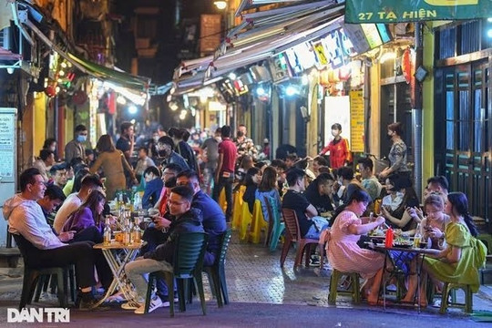 Hanoi aims to raise tourists' night-time spending to 30%
