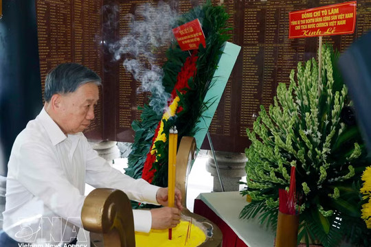 Identifying fallen soldiers a sacred responsibility towards Fatherland: Top leader