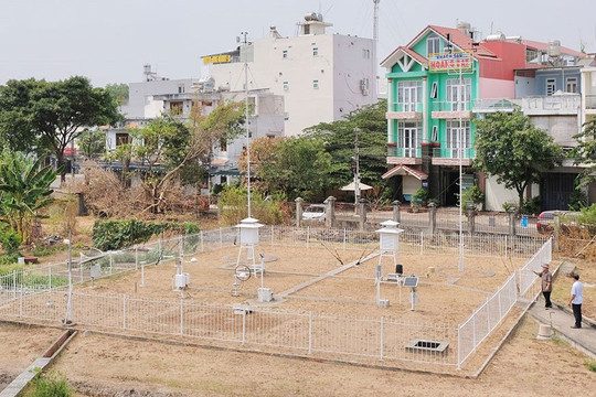 Hoàn thiện thể chế, nâng cao năng lực cảnh báo thiên tai