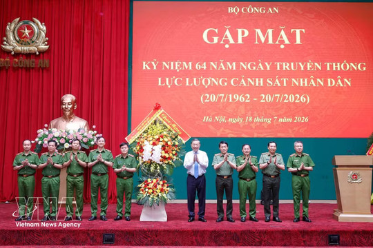 Top leader asks for building stronger, more modern people's police force