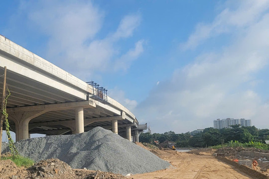 TP. Hồ Chí Minh: Kiểm soát vật liệu xây dựng từ lúc khai thác đến cung ứng tới công trường xây dựng