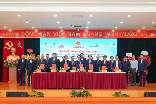 Vietcombank làm đầu mối thu xếp vốn cho Dự án mở rộng cao tốc TP. Hồ Chí Minh - Trung Lương - Mỹ Thuận