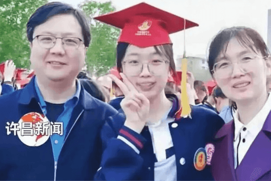 Không học thêm, nữ sinh Trung Quốc vẫn đỗ Thanh Hoa
