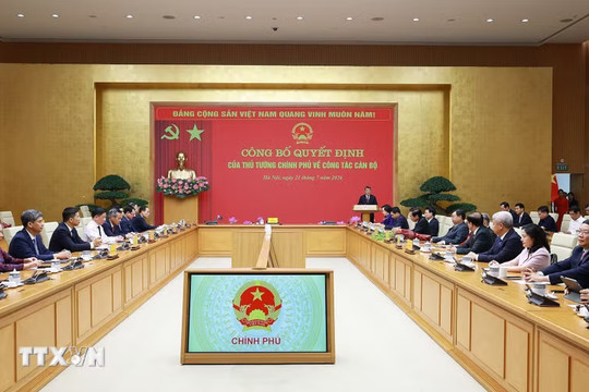 Thủ tướng Lê Minh Hưng chủ trì lễ công bố quyết định về công tác cán bộ