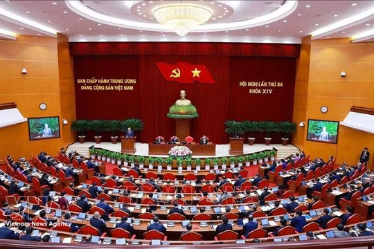Press release on second working day of 14th Party Central Committee's third plenum