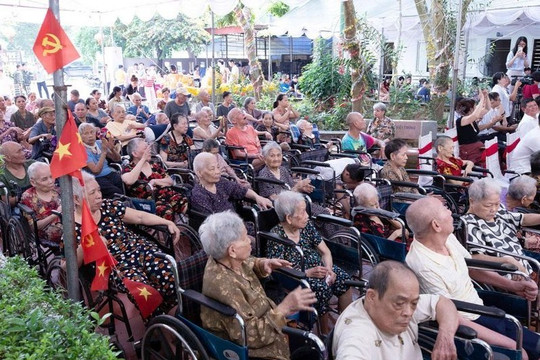Thêm mô hình chăm sóc sức khỏe cho người cao tuổi
