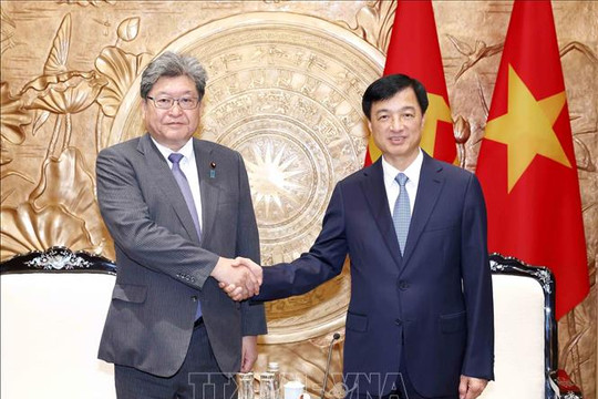 Trưởng Ban Tổ chức Trung ương Nguyễn Duy Ngọc tiếp Quyền Tổng Thư ký Đảng Dân chủ Tự do Nhật Bản Hagiuda Koichi