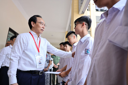Bộ GD-ĐT nêu 3 lý do tiếp tục duy trì kỳ thi tốt nghiệp THPT