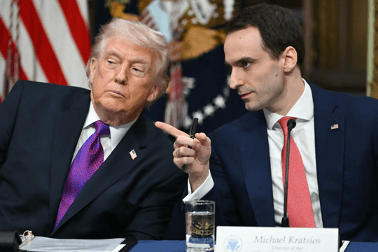 Ông Trump muốn rót hàng trăm tỷ USD thẳng tới nhà khoa học thay vì các trường đại học