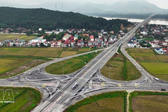 Public disbursement recovers, accelerates toward double-digit growth