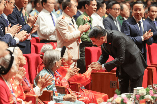 Chung sức chăm lo người có công