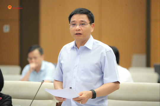 Giải quyết kịp thời vấn đề cử tri quan tâm, xây dựng nền hành chính phục vụ liêm chính, hiện đại