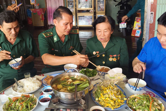 An Giang: Nhiều hoạt động ý nghĩa hướng về Ngày Thương binh - Liệt sĩ
