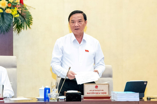 Phân quyền triệt để cho đô thị đặc biệt, gắn với cơ chế giám sát, kiểm tra, trách nhiệm giải trình