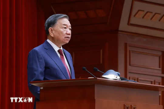 Nghị quyết Hội nghị lần thứ ba Ban Chấp hành Trung ương Đảng khóa XIV về xây dựng và phát triển Việt Nam trở thành quốc gia biển mạnh