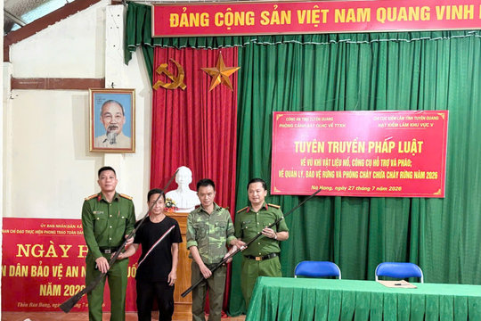 Tuyên Quang: Thu hồi gần 100 khẩu súng trong đợt cao điểm vận động giao nộp vũ khí, vật liệu nổ, công cụ hỗ trợ và pháo