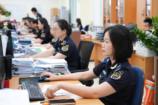 Sửa đổi 11 thủ tục, bãi bỏ 7 thủ tục hải quan về hàng miễn thuế