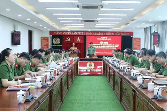 Công an tỉnh Tuyên Quang triển khai các Luật mới về Thi hành án hình sự, tạm giữ, tạm giam