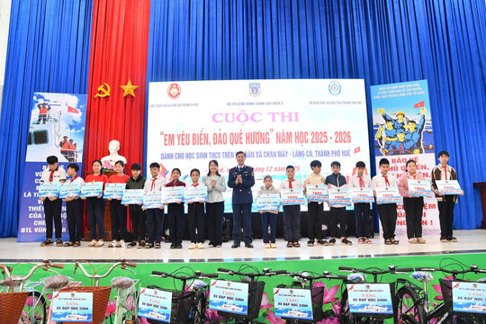 Bền bỉ gieo mầm ý thức về chủ quyền biển, đảo nhìn từ cuộc thi “Em yêu biển, đảo quê hương”