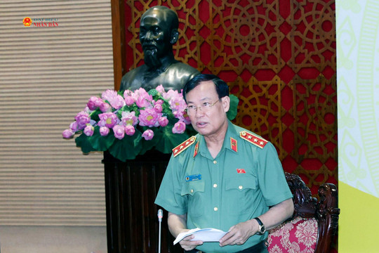 Ủy ban Quốc phòng, An ninh và Đối ngoại họp toàn thể