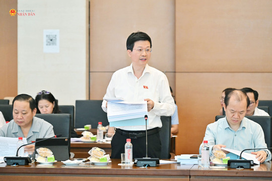 Phát triển xuất bản gắn với chuyển đổi số và văn hóa đọc