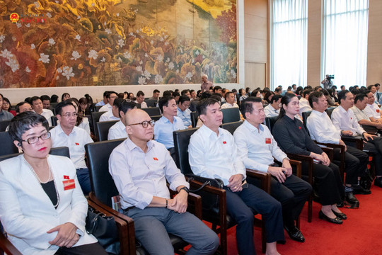 Phối hợp giữa kiểm tra, giám sát của Đảng với giám sát của Quốc hội