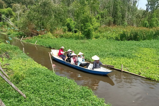 Du khách đến An Giang tăng cao