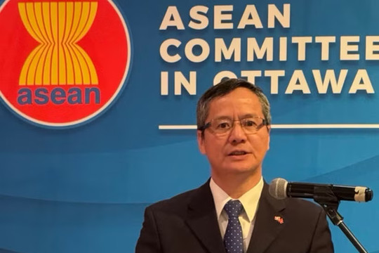 Diplomatic achievements lay groundwork for upgrading Vietnam–Canada ties: diplomat