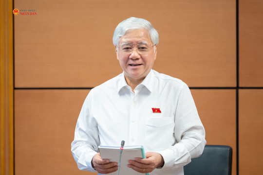 Không hợp pháp các sai phạm có tính chất vụ lợi