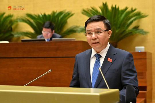Từng bước mở rộng không gian phát triển của ngành dầu khí gắn với dịch vụ kỹ thuật cao và năng lượng ngoài khơi