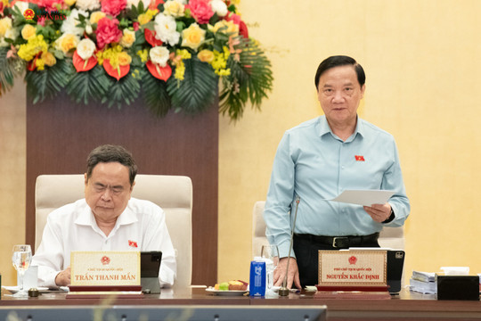 Ủy ban Thường vụ Quốc hội cho ý kiến về việc thành lập các thành phố Quảng Ninh, Bắc Ninh