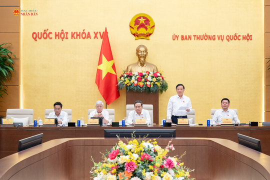 Ủy ban Thường vụ Quốc hội cho ý kiến một số nội dung trình Quốc hội