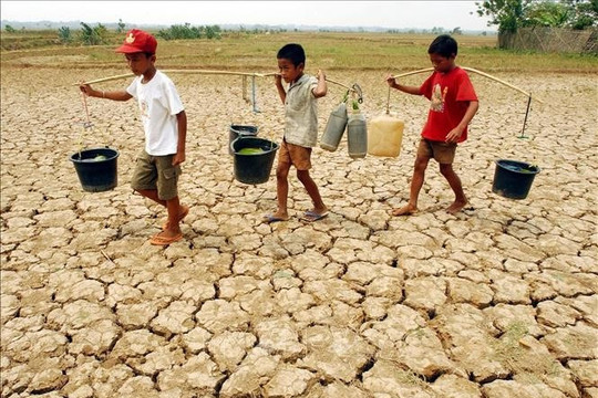 Indonesia takes drastic measures to respond to strong El Niño