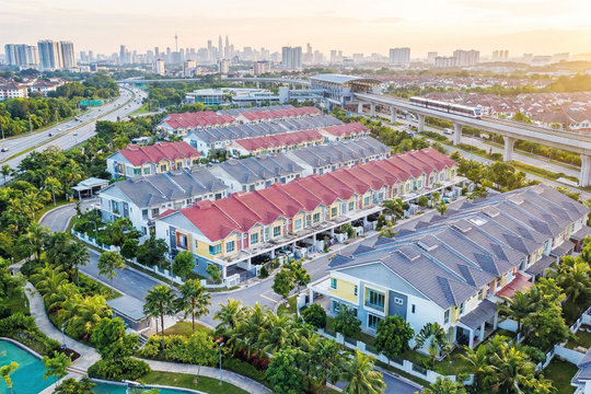 Malaysia viết lại "luật chơi" cho thị trường bất động sản