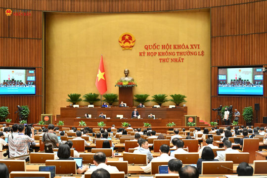 Một số hình ảnh ngày làm việc thứ 6, Kỳ họp không thường lệ thứ Nhất, Quốc hội khóa XVI