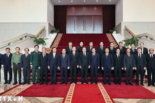 Chủ tịch Quốc hội Trần Thanh Mẫn hội kiến Tổng Bí thư, Chủ tịch nước Lào