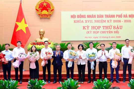 Hà Nội miễn nhiệm 11 Ủy viên UBND thành phố