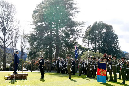 Australian Governor-General hosts welcome ceremony for top Vietnamese leader