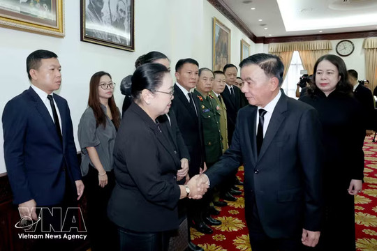 Party leader to attend memorial service for Lao National Assembly President