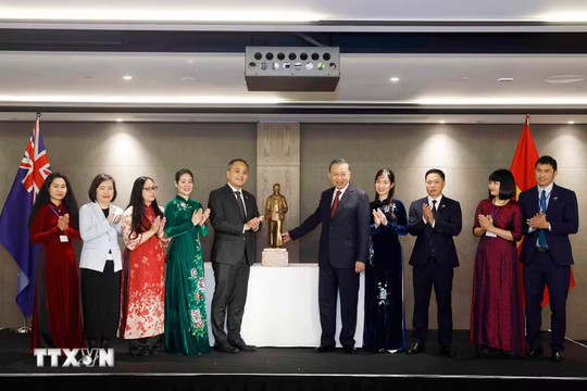 Tổng Bí thư, Chủ tịch nước Tô Lâm thăm cộng đồng người Việt tại New Zealand