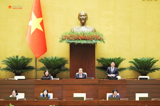 Rõ trách nhiệm và chế tài đủ sức răn đe đối với thông tin tự công bố sai sự thật