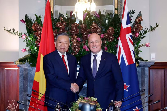 Top Vietnamese leader holds talks with New Zealand Prime Minister