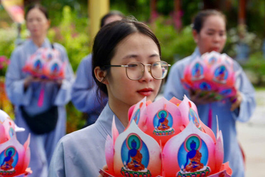 Mùa lễ Vu Lan tưởng niệm Anh hùng Liệt sĩ tại Tây Thiên tại Bảo tháp Mandala Tây Thiên