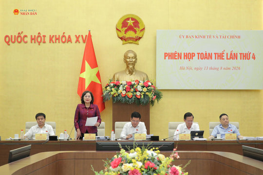 Tạo cơ chế quản trị thống nhất, minh bạch, kỷ luật và hiệu quả đối với nguồn lực tài chính công