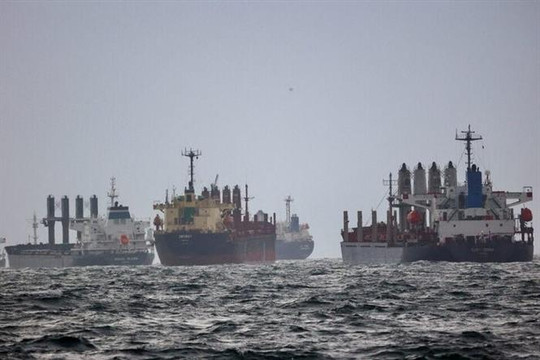 Ukraine bí mật đề nghị ngừng bắn với Nga ở Biển Đen