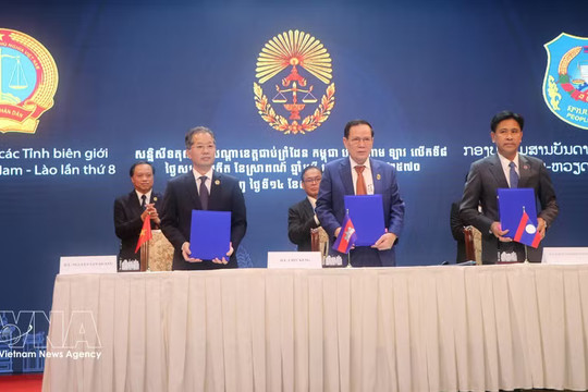 Courts of Vietnamese, Cambodian, Lao border provinces step up judicial cooperation