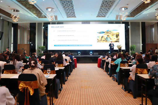 Tăng tốc thu hút khách quốc tế đến Việt Nam
