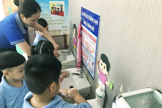 Trường học trở thành tuyến đầu phòng bệnh