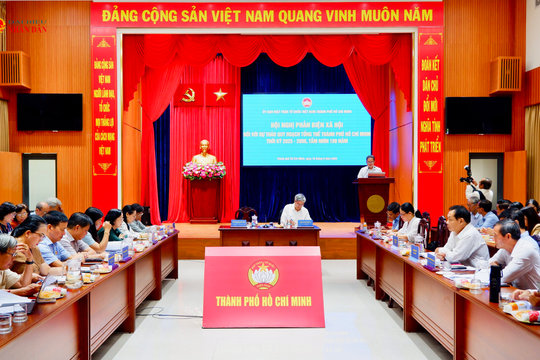 TP. Hồ Chí Minh: “Cơ hội vàng” để tái cấu trúc hệ thống logistics